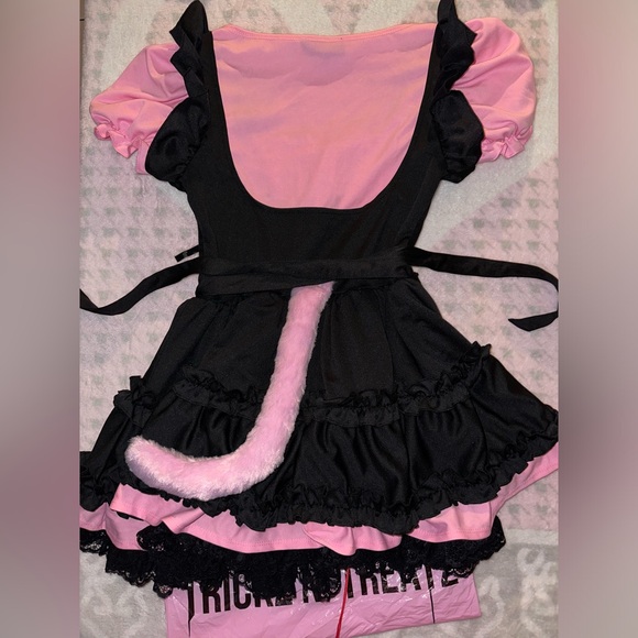 Dolls Kill costume Trickz N’ Treatz - Picture 7 of 10